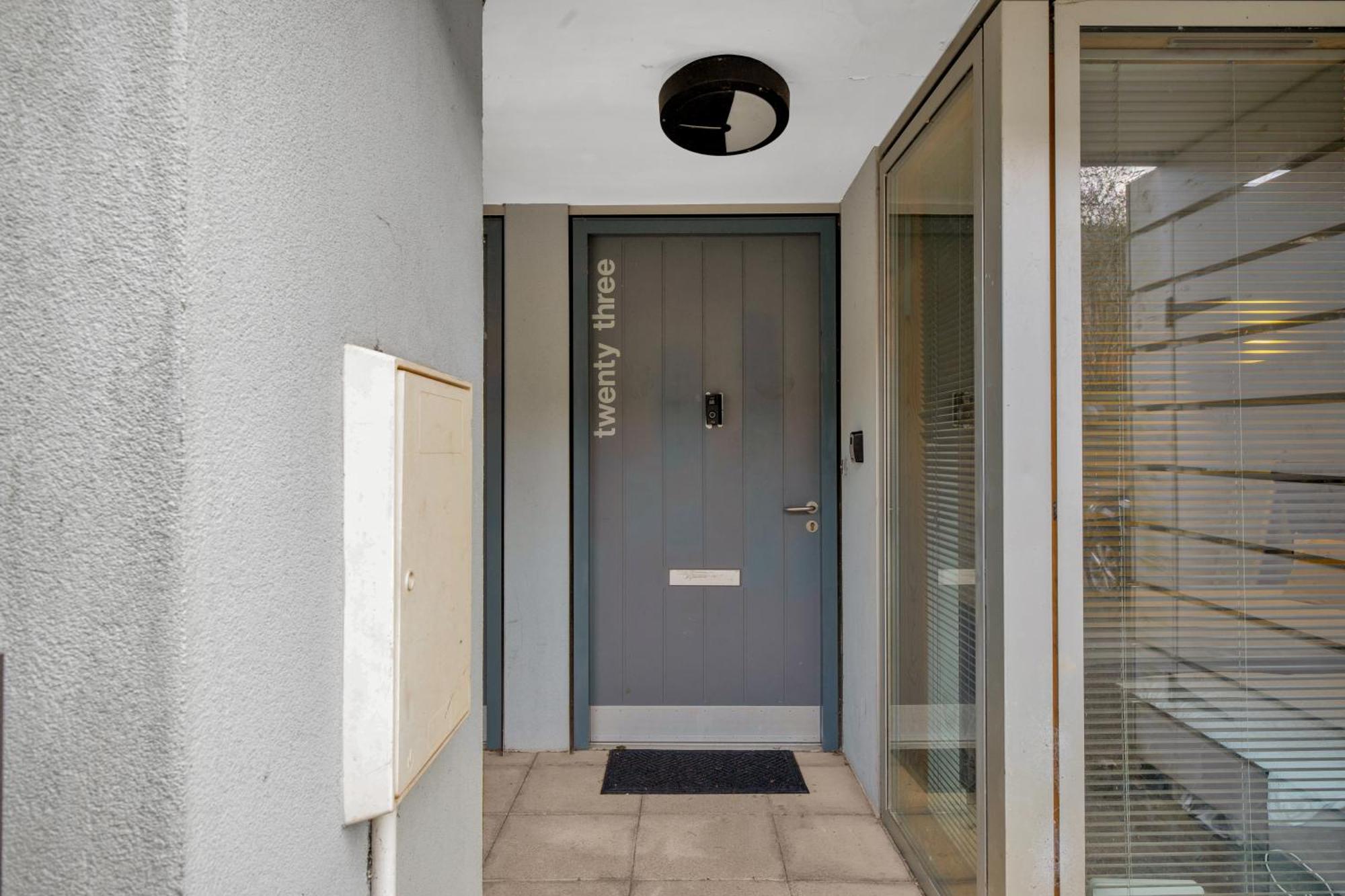 Luxury Waterfront Property With Free Parking Coventry Eksteriør billede